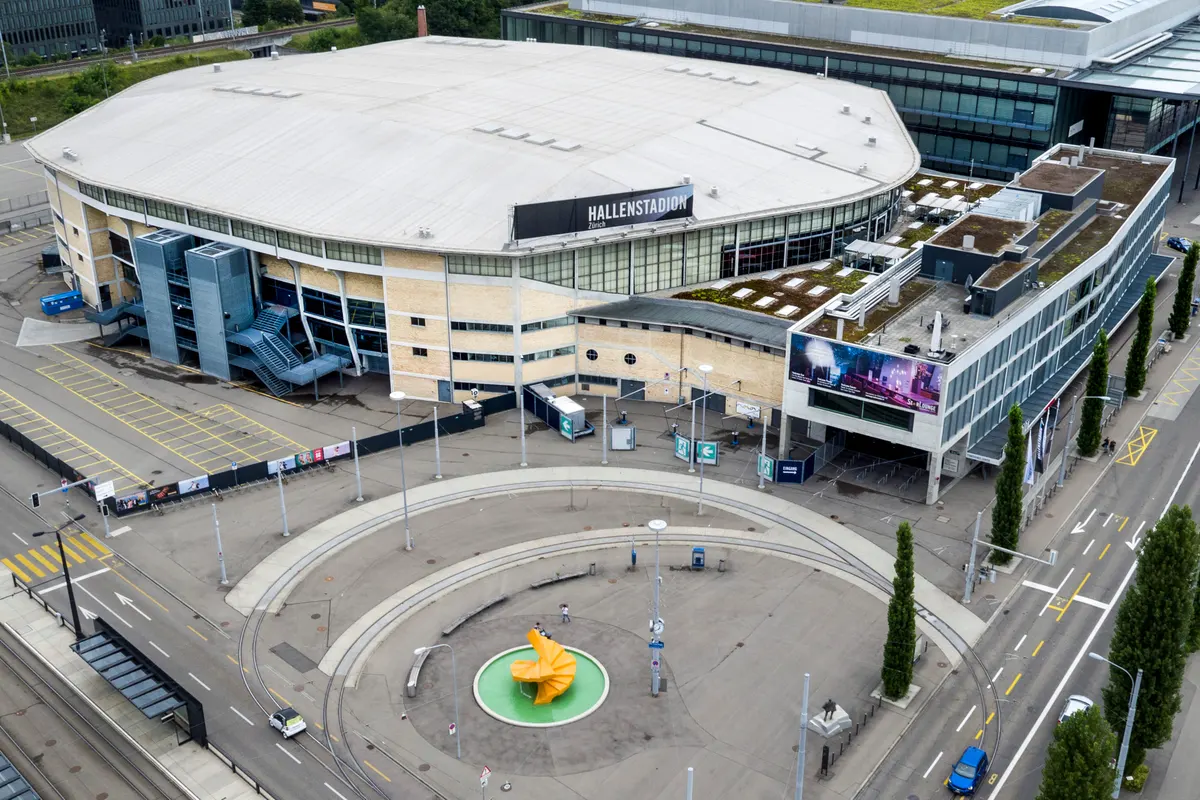 Hallenstadion